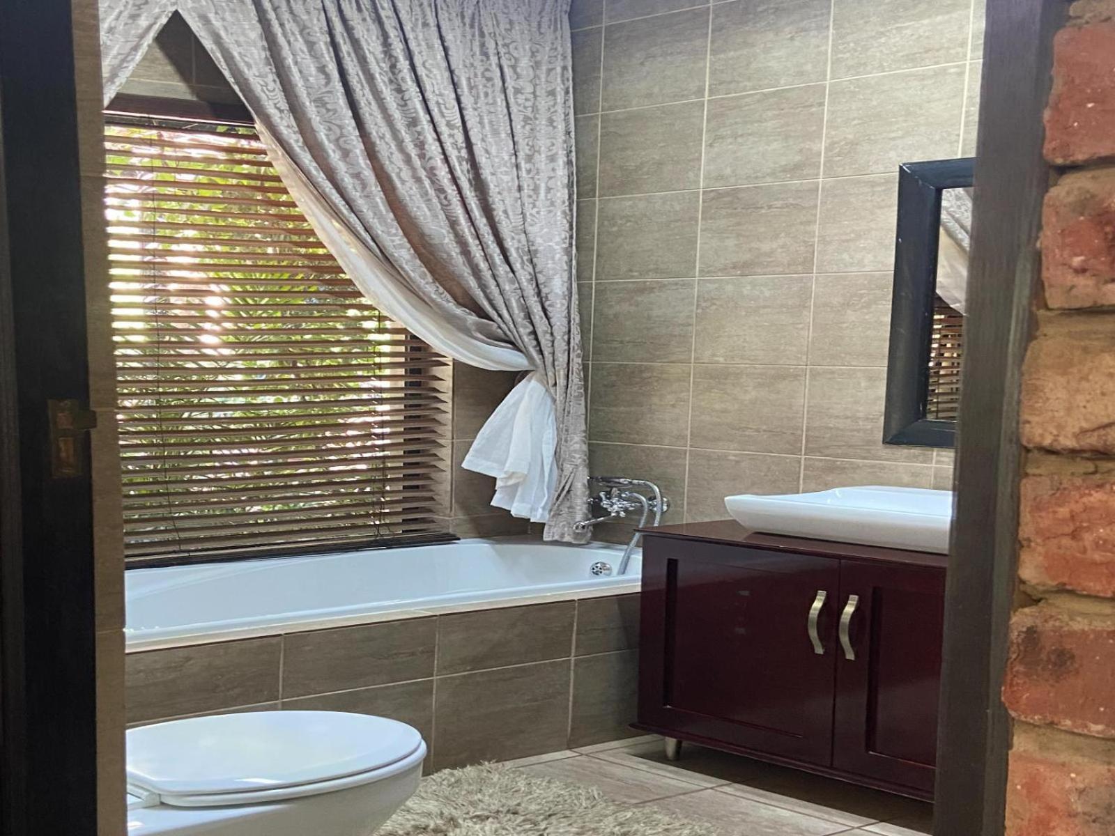 Aloe Guesthouse Klerksdorp Habitación foto