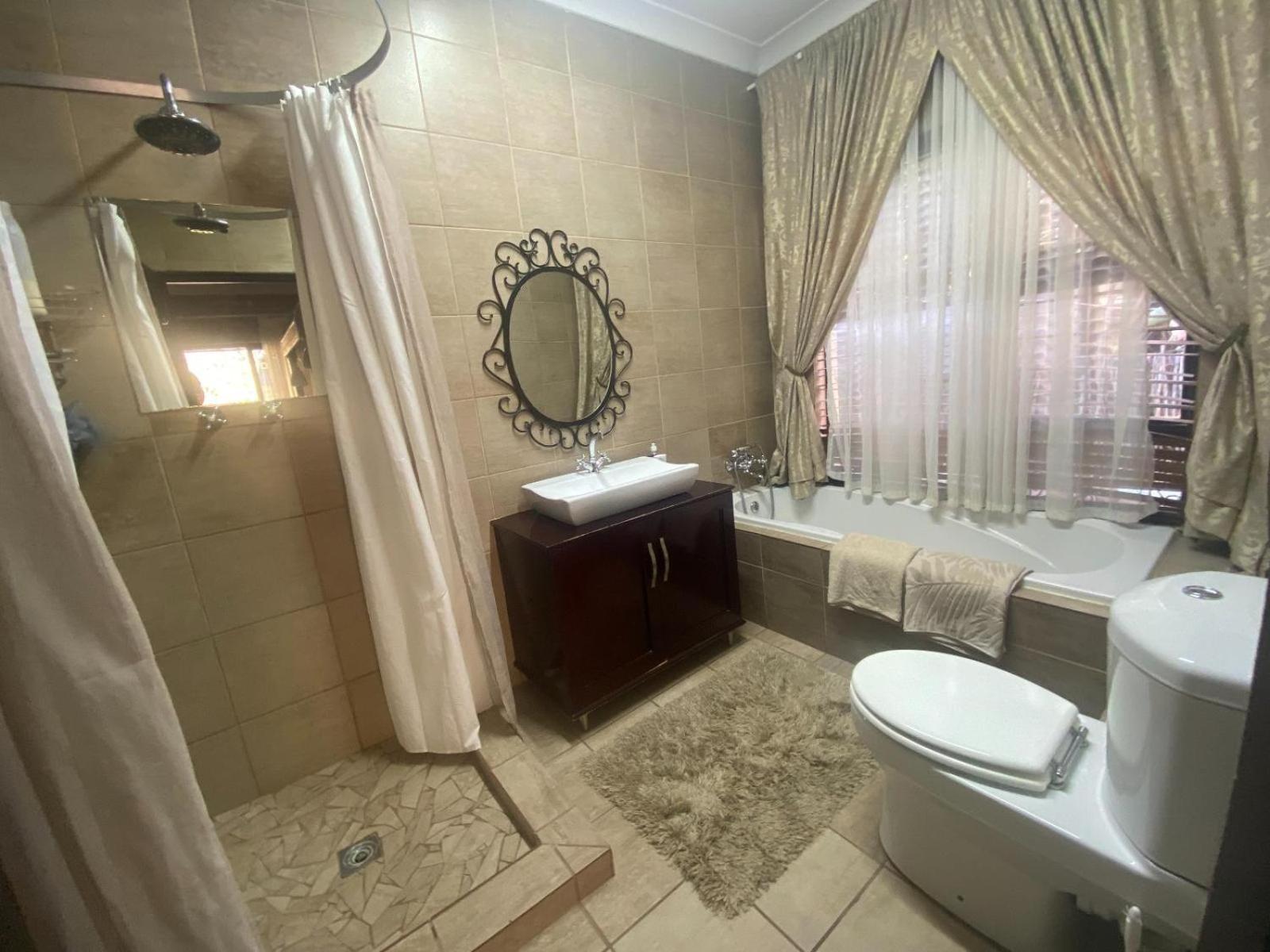 Aloe Guesthouse Klerksdorp Habitación foto