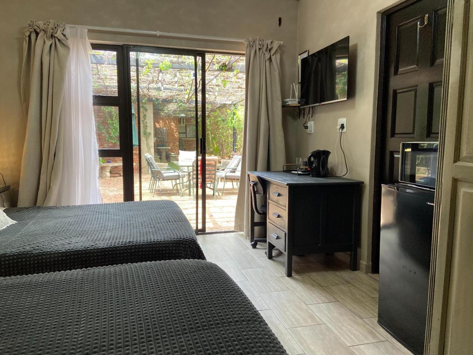 Aloe Guesthouse Klerksdorp Habitación foto